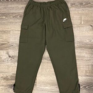 Nike Olive Green Cargo Pants Men’s Medium Athletic Streetwear CU4325-380